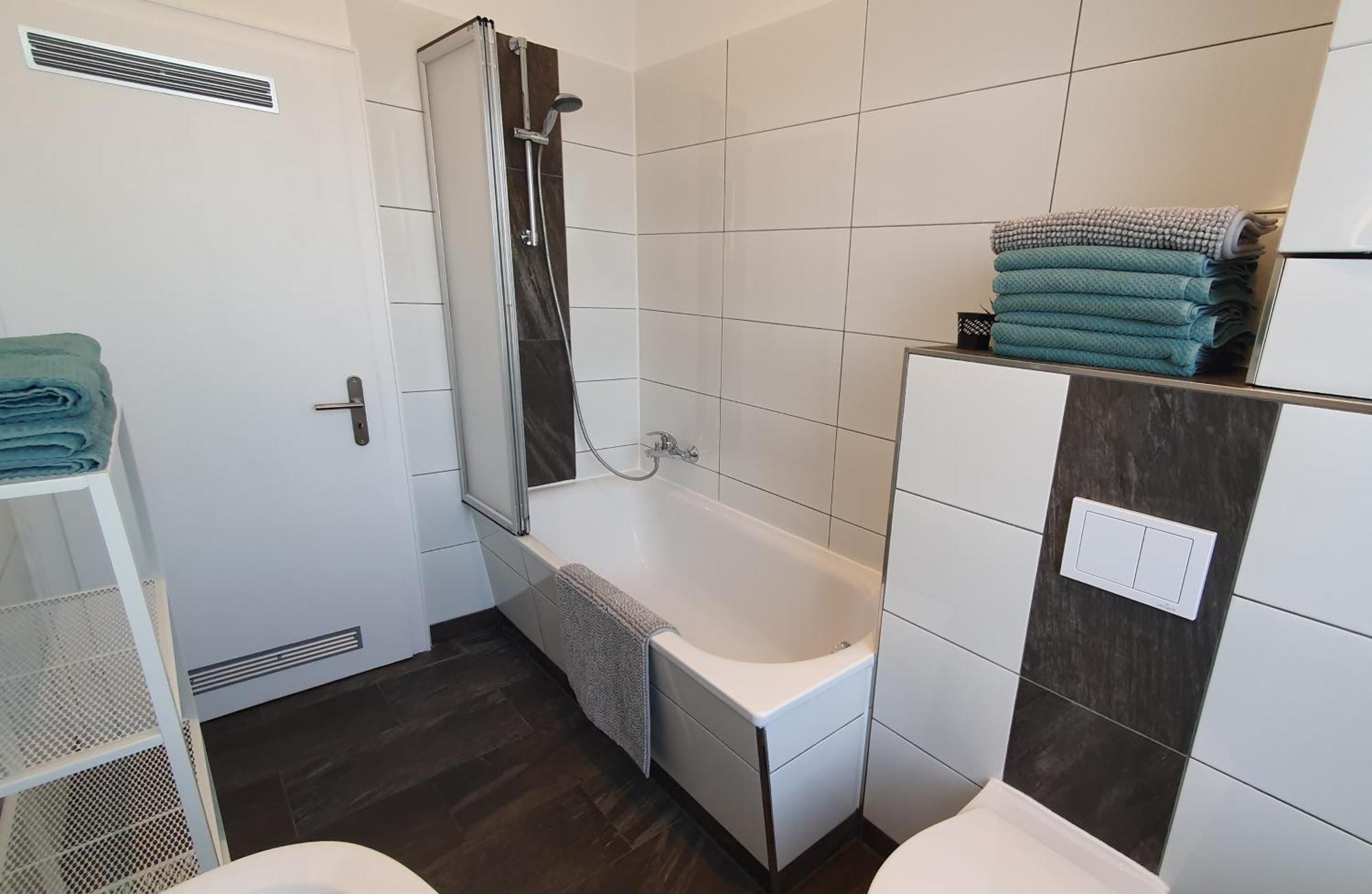 Frankes Sleep Inn, 4, 2, 1 Raumwohnungen, Sauna Velbert Exterior foto
